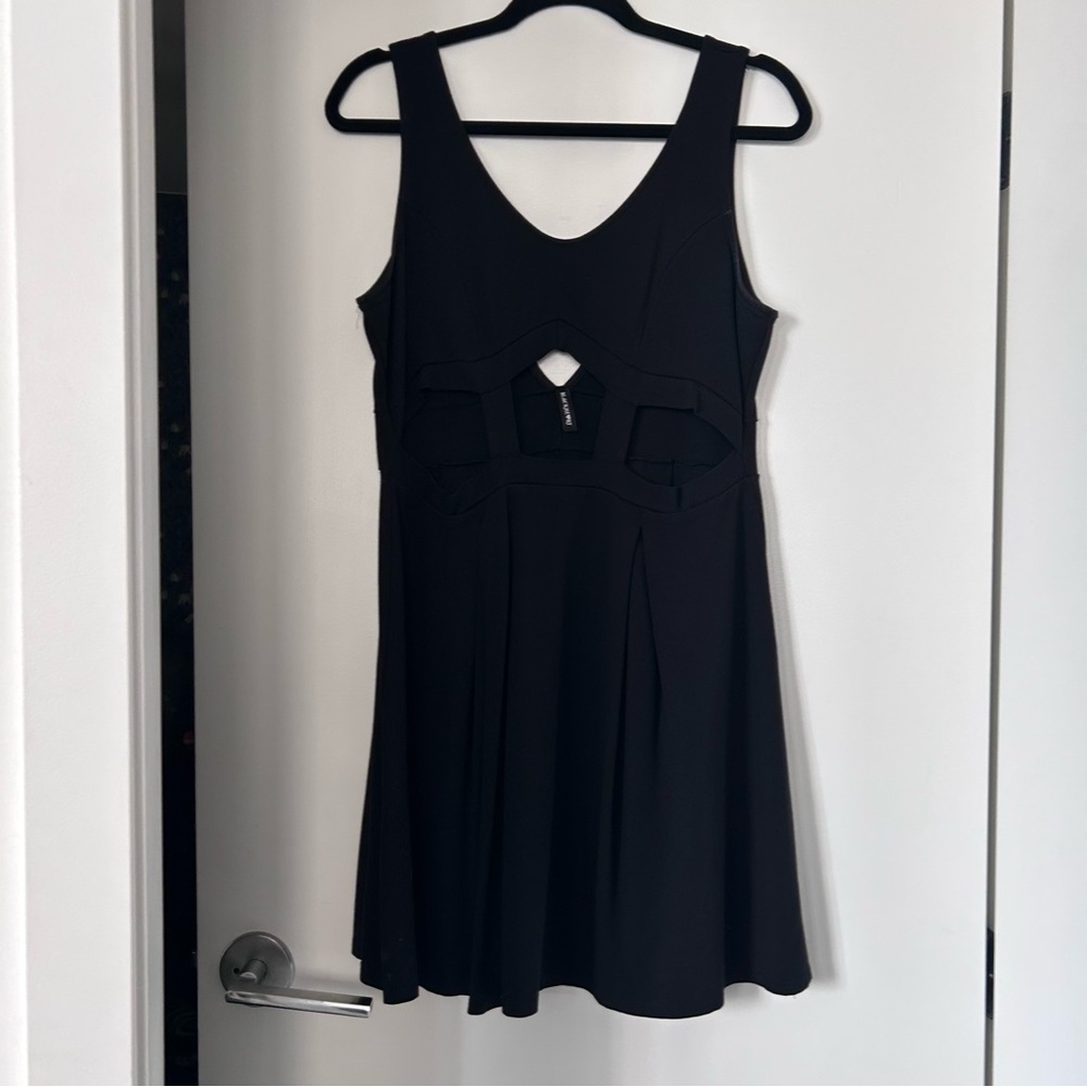 Hot Topic Blackheart Cut Out V-Neck Black Mini Dress Sz L